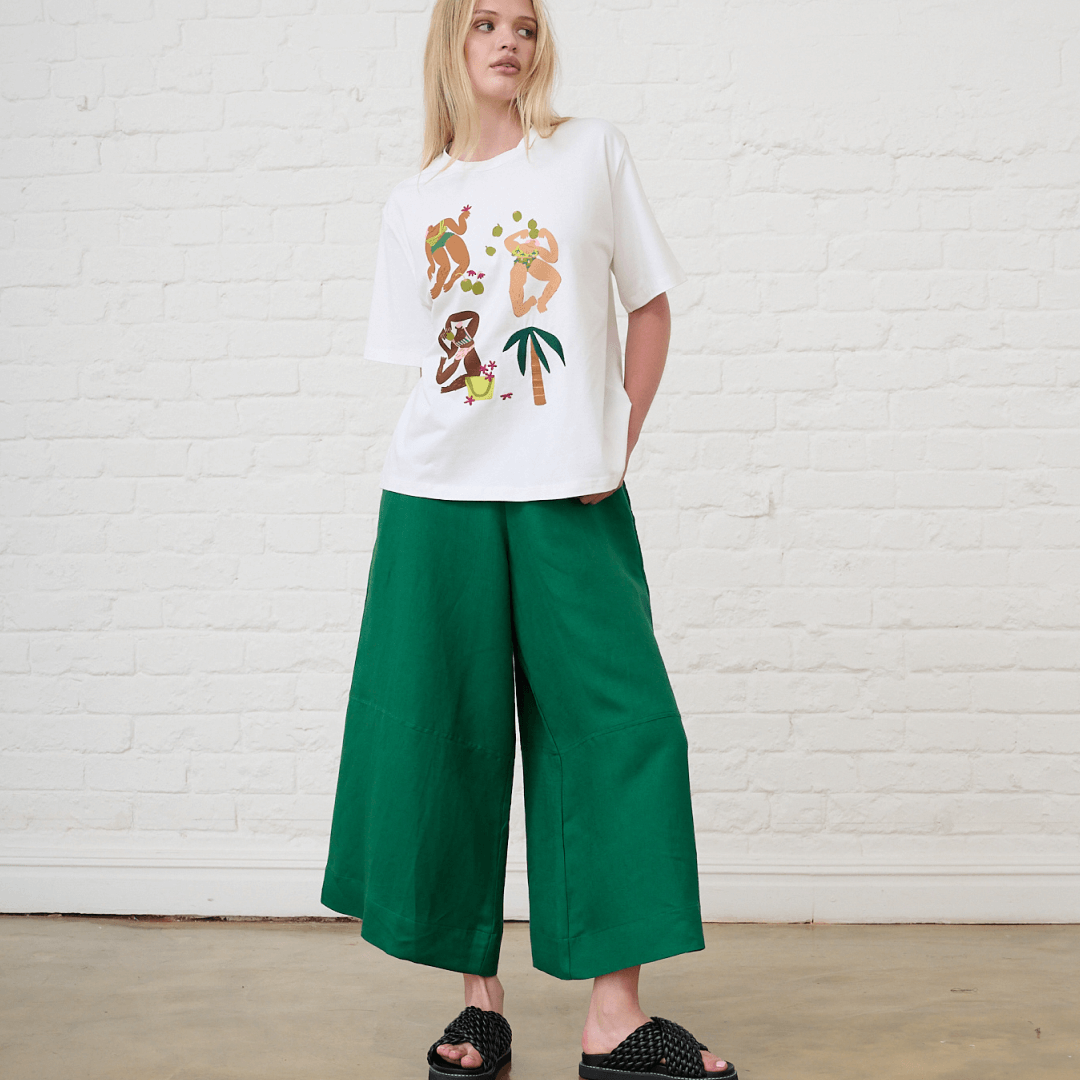 Me&B The Dancing Ladies Tee